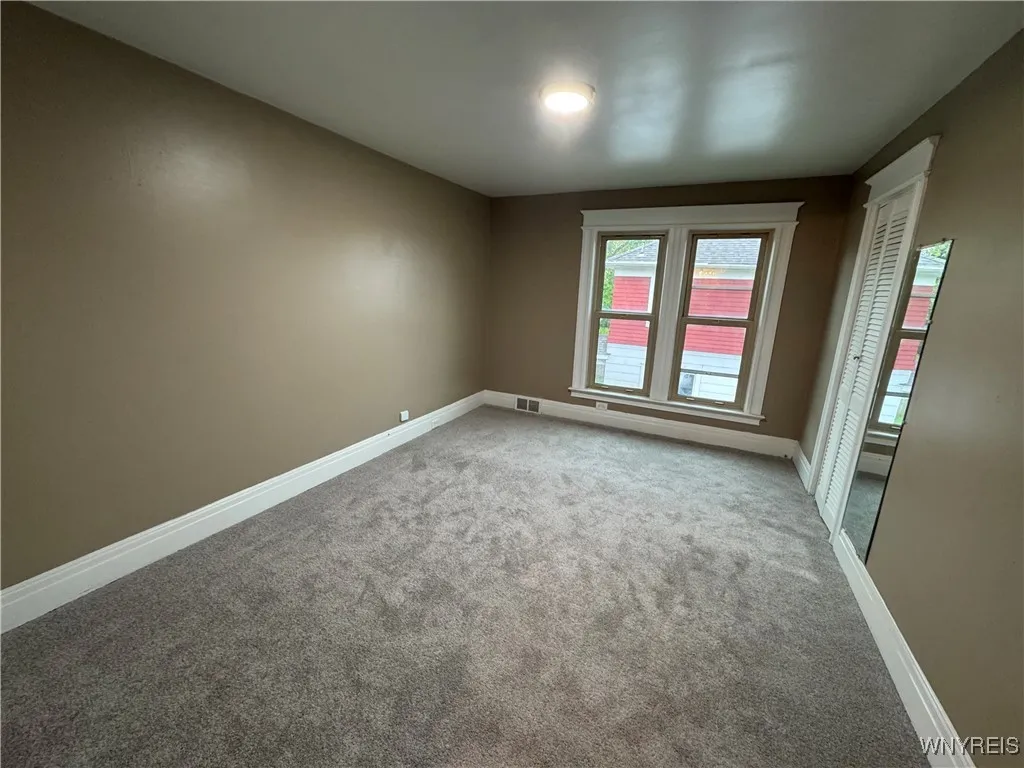 171 56th Street, Niagara Falls, New York 14304, Niagara Falls, New York 14304, 4 Bedrooms Bedrooms, 9 Rooms Rooms,2 BathroomsBathrooms,Residential,Closed,171 56th Street, Niagara Falls, New York 14304,B1606520