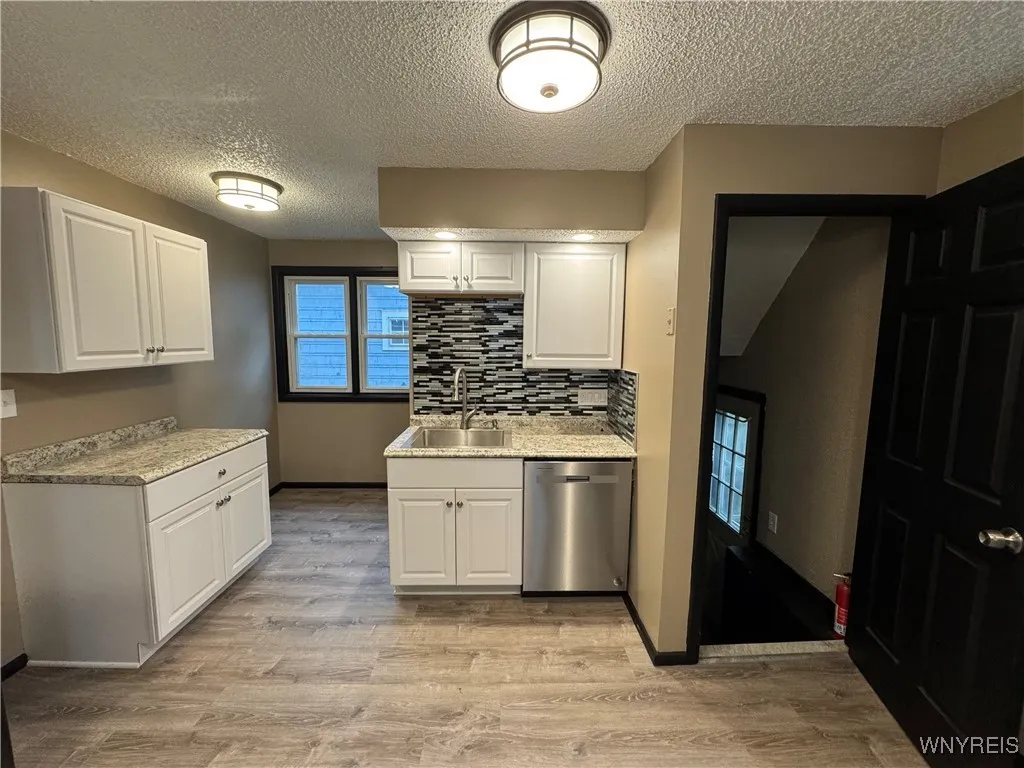 171 56th Street, Niagara Falls, New York 14304, Niagara Falls, New York 14304, 4 Bedrooms Bedrooms, 9 Rooms Rooms,2 BathroomsBathrooms,Residential,Closed,171 56th Street, Niagara Falls, New York 14304,B1606520