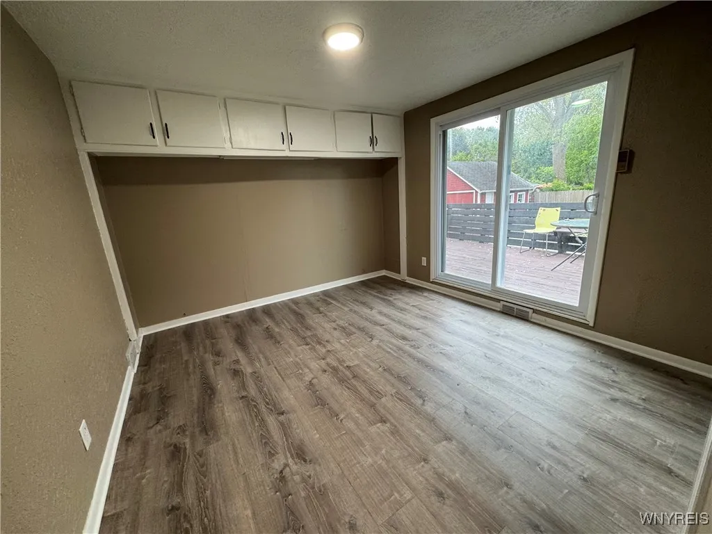 171 56th Street, Niagara Falls, New York 14304, Niagara Falls, New York 14304, 4 Bedrooms Bedrooms, 9 Rooms Rooms,2 BathroomsBathrooms,Residential,Closed,171 56th Street, Niagara Falls, New York 14304,B1606520