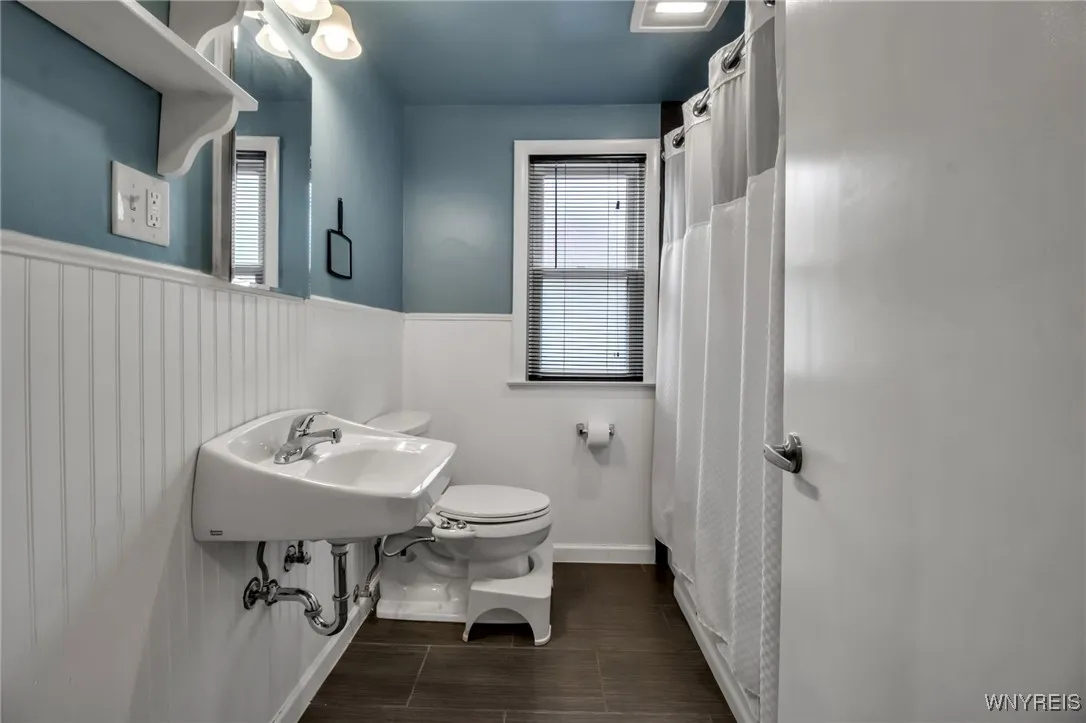 Bath Upper