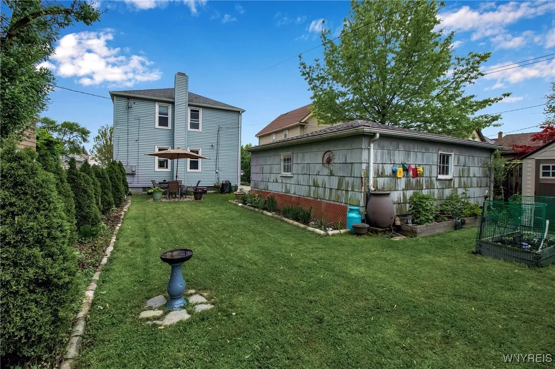 202 Tremaine Avenue, Tonawanda-town, New York 1421, Tonawanda, New York 14217, 4 Bedrooms Bedrooms, ,2 BathroomsBathrooms,Residential,Closed,202 Tremaine Avenue, Tonawanda-town, New York 1421,B1609612