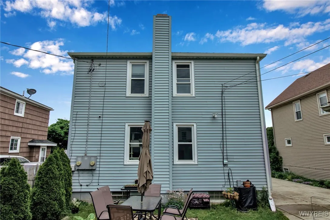 202 Tremaine Avenue, Tonawanda-town, New York 1421, Tonawanda, New York 14217, 4 Bedrooms Bedrooms, ,2 BathroomsBathrooms,Residential,Closed,202 Tremaine Avenue, Tonawanda-town, New York 1421,B1609612