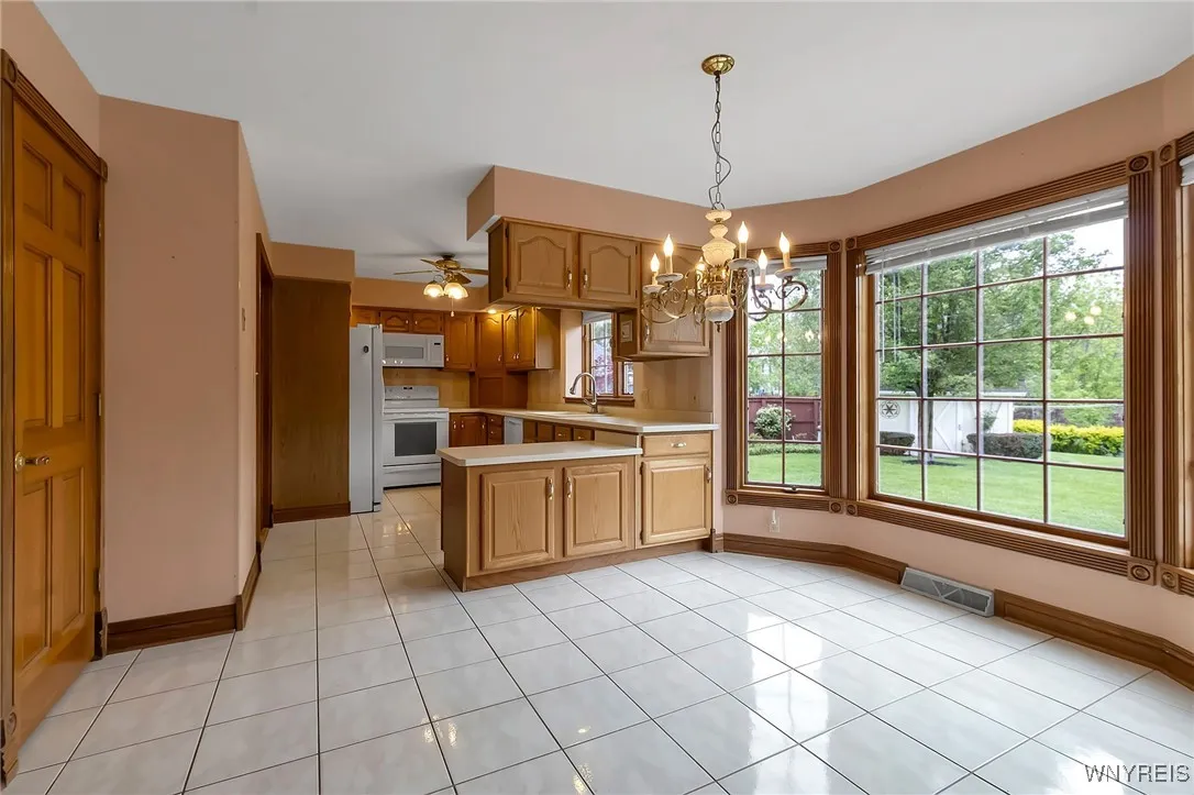6675 Rohr Street, Wheatfield, New York 14304, Wheatfield, New York 14304, 3 Bedrooms Bedrooms, 9 Rooms Rooms,3 BathroomsBathrooms,Residential,Closed,6675 Rohr Street, Wheatfield, New York 14304,0,B1609615