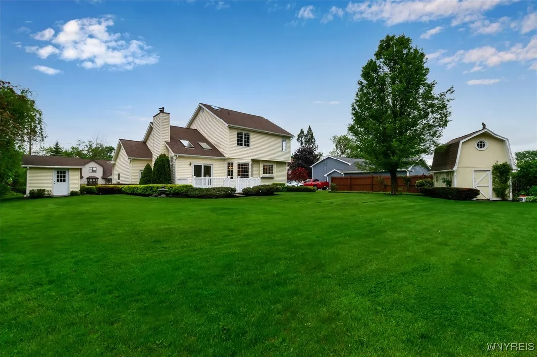 6675 Rohr Street, Wheatfield, New York 14304, Wheatfield, New York 14304, 3 Bedrooms Bedrooms, 9 Rooms Rooms,3 BathroomsBathrooms,Residential,Closed,6675 Rohr Street, Wheatfield, New York 14304,0,B1609615