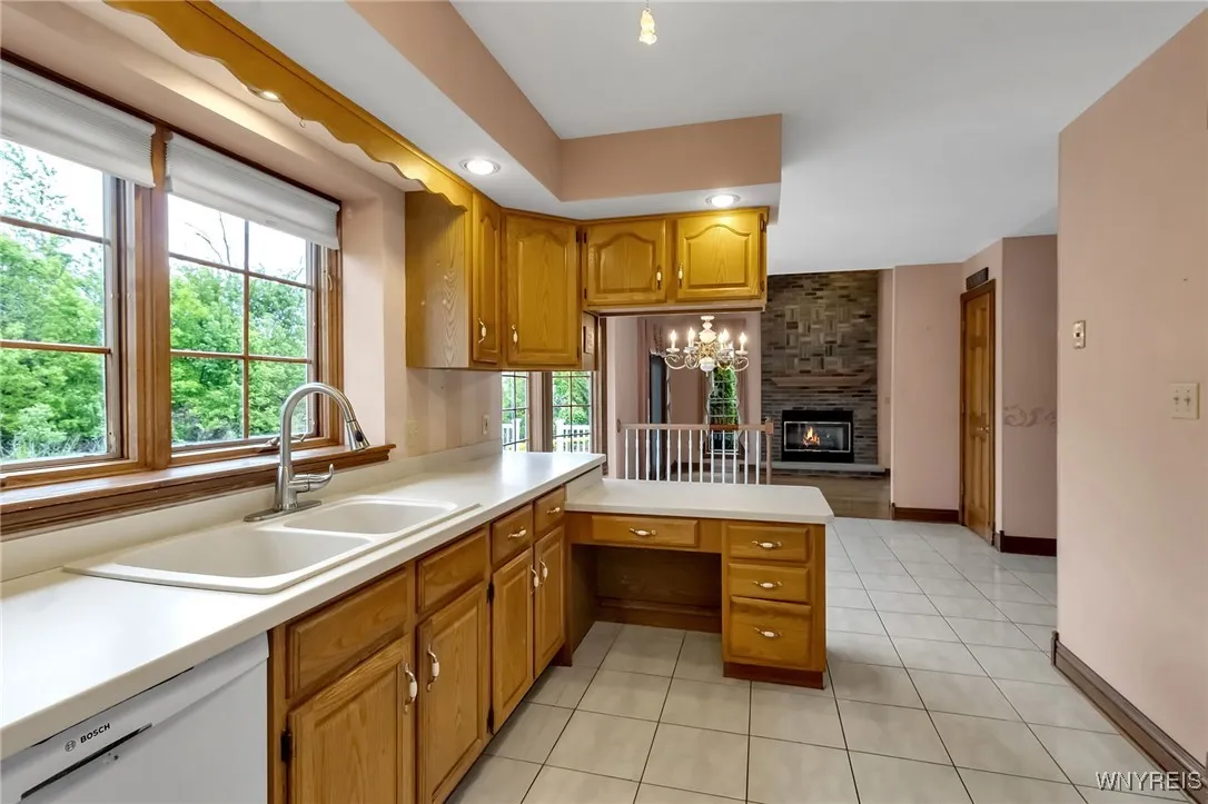 6675 Rohr Street, Wheatfield, New York 14304, Wheatfield, New York 14304, 3 Bedrooms Bedrooms, 9 Rooms Rooms,3 BathroomsBathrooms,Residential,Closed,6675 Rohr Street, Wheatfield, New York 14304,0,B1609615