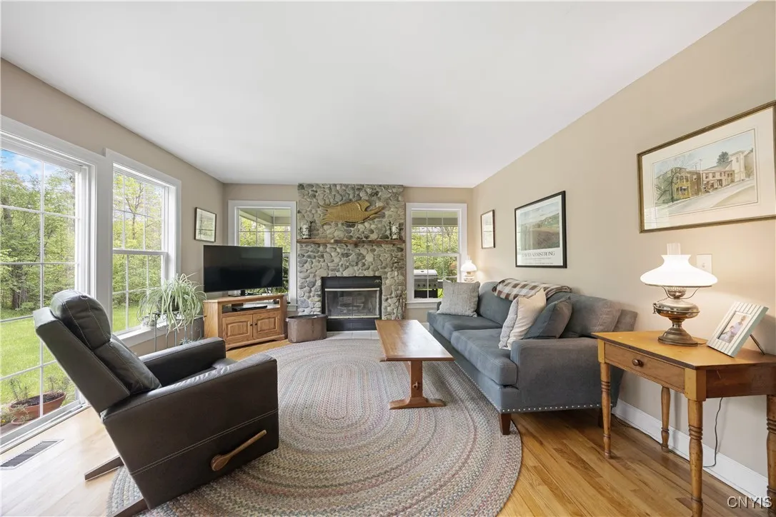 8105 Wilbarham Run, Pompey, New York 13104, Pompey, New York 13104, 3 Bedrooms Bedrooms, 8 Rooms Rooms,2 BathroomsBathrooms,Residential,Closed,8105 Wilbarham Run, Pompey, New York 13104,0,S1609526