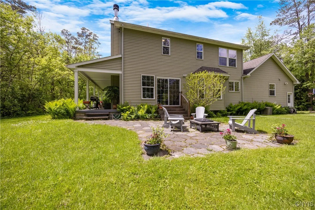 8105 Wilbarham Run, Pompey, New York 13104, Pompey, New York 13104, 3 Bedrooms Bedrooms, 8 Rooms Rooms,2 BathroomsBathrooms,Residential,Closed,8105 Wilbarham Run, Pompey, New York 13104,0,S1609526