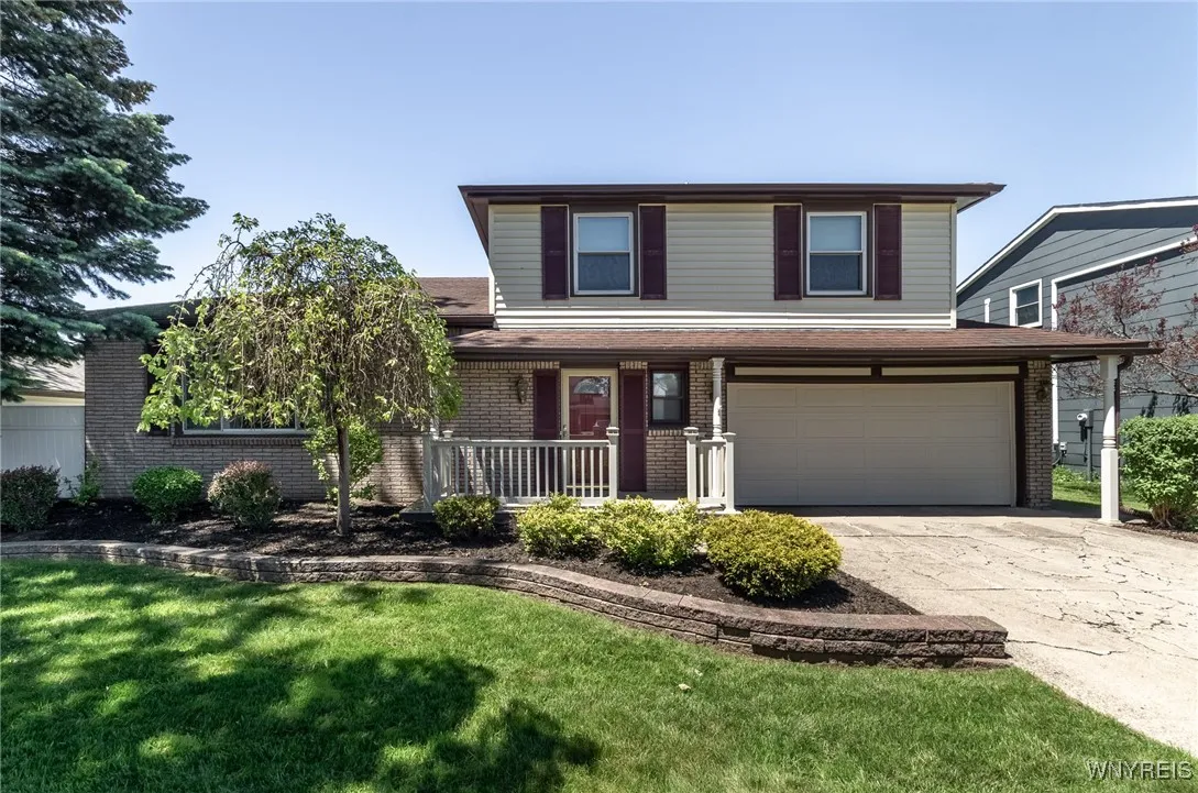 13 Robin Court, West Seneca, New York 14224, West Seneca, New York 14224, 3 Bedrooms Bedrooms, 7 Rooms Rooms,1 BathroomBathrooms,Residential,Closed,13 Robin Court, West Seneca, New York 14224,B1609664