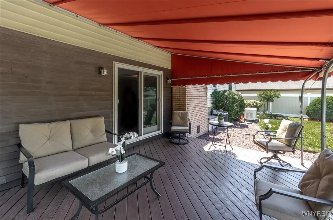 13 Robin Court, West Seneca, New York 14224, West Seneca, New York 14224, 3 Bedrooms Bedrooms, 7 Rooms Rooms,1 BathroomBathrooms,Residential,Closed,13 Robin Court, West Seneca, New York 14224,B1609664