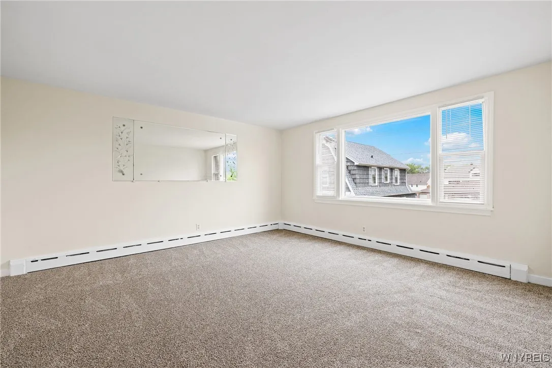 2365 Genesee Street, Cheektowaga, New York 14225, Cheektowaga, New York 14225, 3 Bedrooms Bedrooms, ,1 BathroomBathrooms,Residential,Closed,2365 Genesee Street, Cheektowaga, New York 14225,B1609533