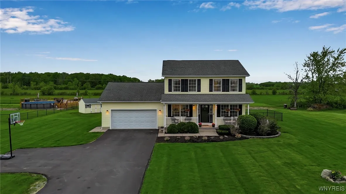 4343 Lockport Road, Cambria, New York 14094, Cambria, New York 14094, 3 Bedrooms Bedrooms, 9 Rooms Rooms,2 BathroomsBathrooms,Residential,Closed,4343 Lockport Road, Cambria, New York 14094,0,B1609536