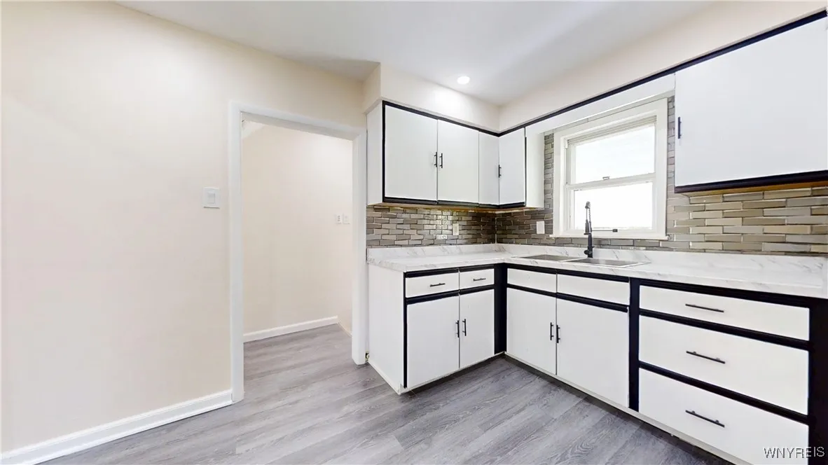 7847 Erie Road, Evans, New York 14047, Evans, New York 14047, 4 Bedrooms Bedrooms, 6 Rooms Rooms,2 BathroomsBathrooms,Residential,Closed,7847 Erie Road, Evans, New York 14047,0,B1609453