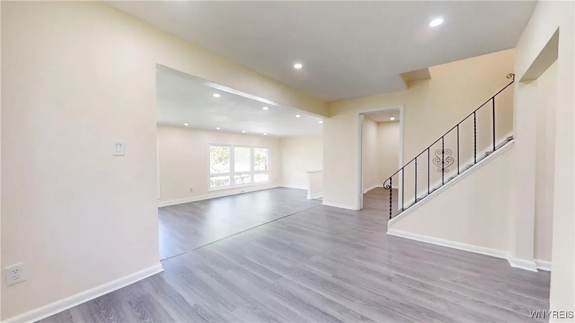 7847 Erie Road, Evans, New York 14047, Evans, New York 14047, 4 Bedrooms Bedrooms, 6 Rooms Rooms,2 BathroomsBathrooms,Residential,Closed,7847 Erie Road, Evans, New York 14047,0,B1609453