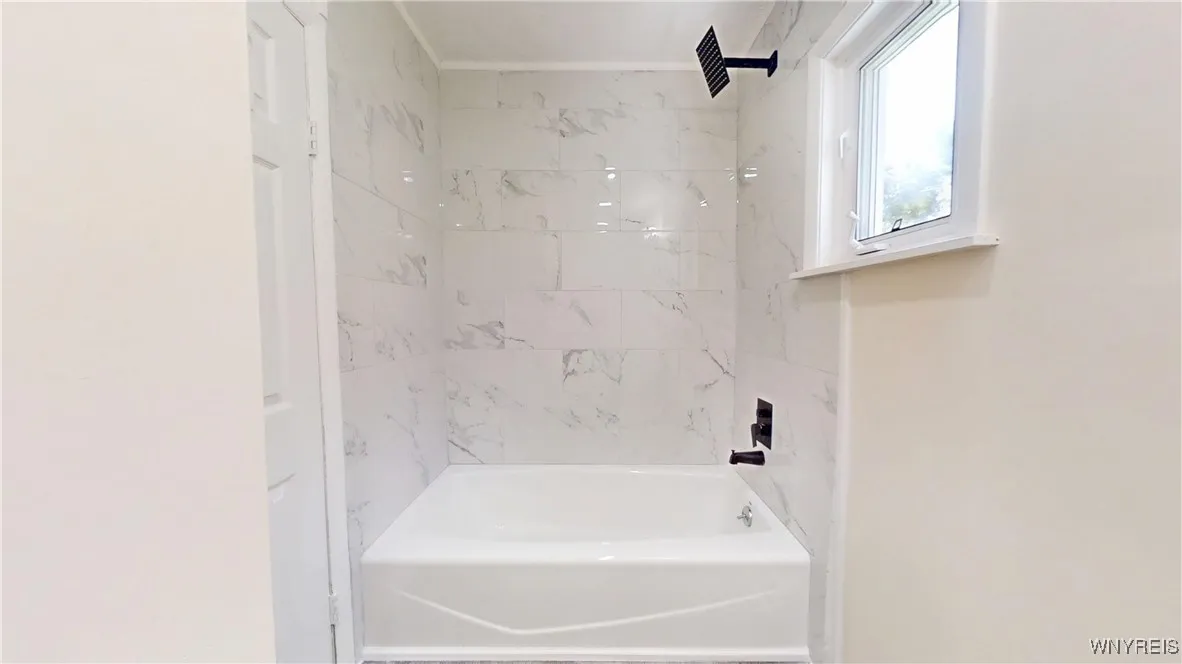 7847 Erie Road, Evans, New York 14047, Evans, New York 14047, 4 Bedrooms Bedrooms, 6 Rooms Rooms,2 BathroomsBathrooms,Residential,Closed,7847 Erie Road, Evans, New York 14047,0,B1609453