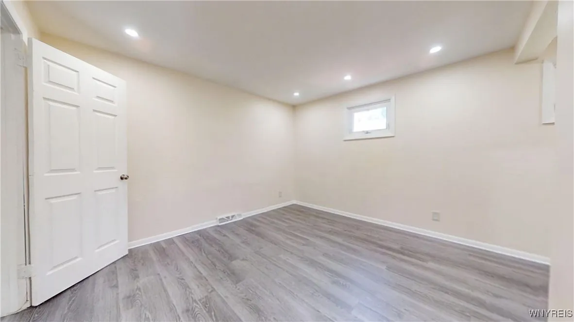 7847 Erie Road, Evans, New York 14047, Evans, New York 14047, 4 Bedrooms Bedrooms, 6 Rooms Rooms,2 BathroomsBathrooms,Residential,Closed,7847 Erie Road, Evans, New York 14047,0,B1609453