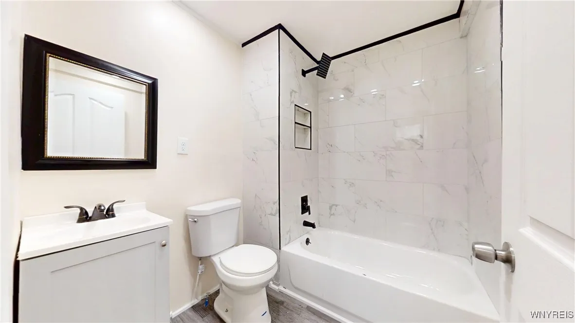 7847 Erie Road, Evans, New York 14047, Evans, New York 14047, 4 Bedrooms Bedrooms, 6 Rooms Rooms,2 BathroomsBathrooms,Residential,Closed,7847 Erie Road, Evans, New York 14047,0,B1609453