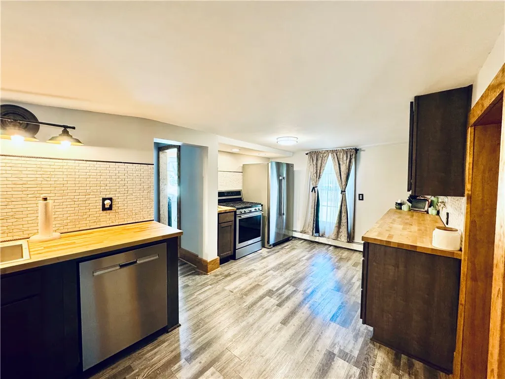 245 Owego Street, Montour, New York 14865, Montour, New York 14865, 4 Bedrooms Bedrooms, 13 Rooms Rooms,2 BathroomsBathrooms,Residential,Closed,245 Owego Street, Montour, New York 14865,0,R1605261