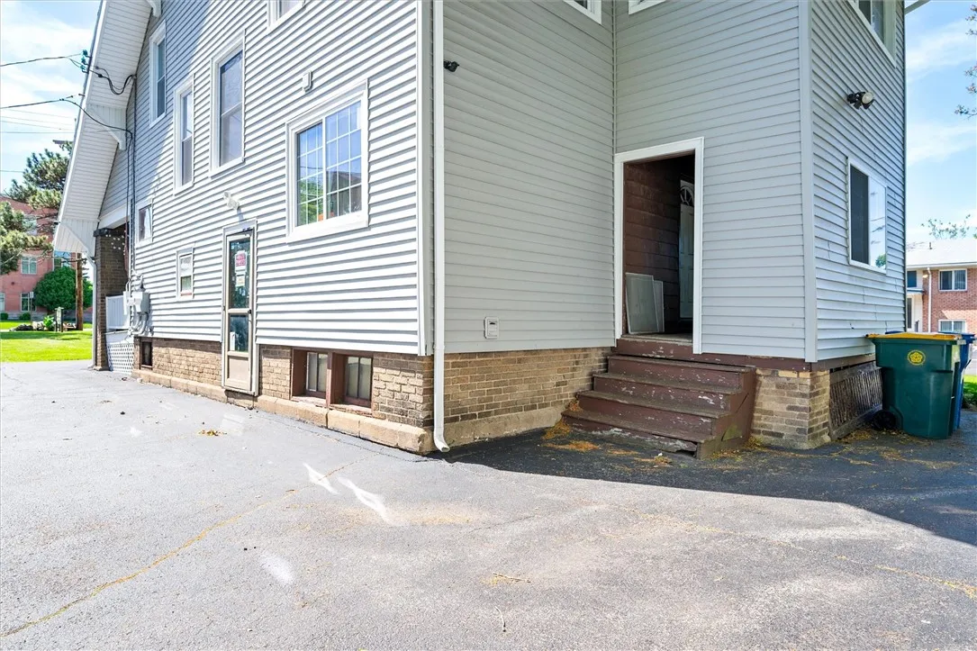 1250 Portland Avenue, Rochester, New York 14621, Rochester, New York 14621, ,Commercial Sale,Closed,1250 Portland Avenue, Rochester, New York 14621,0,R1609636