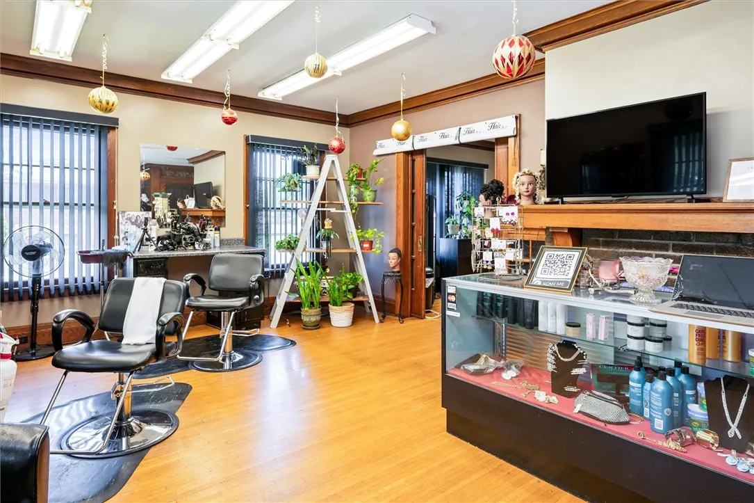 1250 Portland Avenue, Rochester, New York 14621, Rochester, New York 14621, ,Commercial Sale,Closed,1250 Portland Avenue, Rochester, New York 14621,0,R1609636