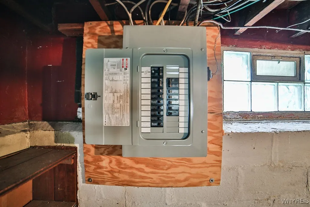 298 Kohler Street, Tonawanda-city, New York 14150, Tonawanda, New York 14150, 3 Bedrooms Bedrooms, 6 Rooms Rooms,1 BathroomBathrooms,Residential,Closed,298 Kohler Street, Tonawanda-city, New York 14150,B1608665