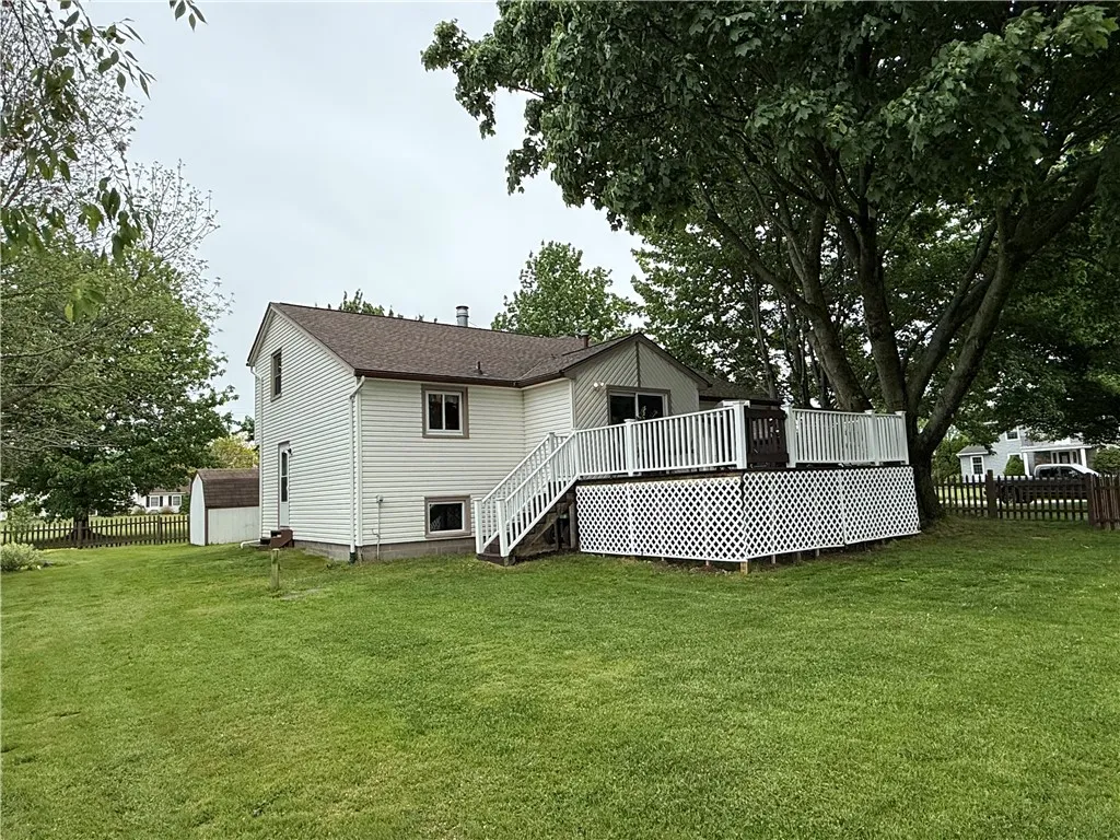 300 Amy Lane, Clarkson, New York 14420, Clarkson, New York 14420, 3 Bedrooms Bedrooms, 9 Rooms Rooms,2 BathroomsBathrooms,Residential,Closed,300 Amy Lane, Clarkson, New York 14420,R1609127