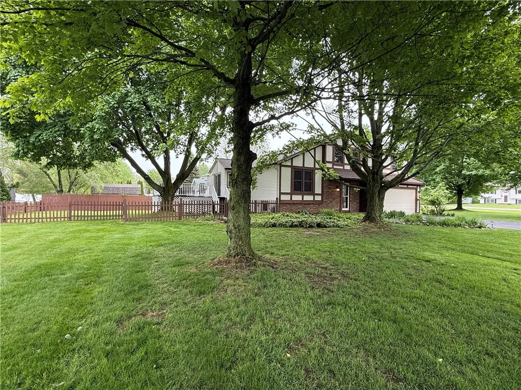 300 Amy Lane, Clarkson, New York 14420, Clarkson, New York 14420, 3 Bedrooms Bedrooms, 9 Rooms Rooms,2 BathroomsBathrooms,Residential,Closed,300 Amy Lane, Clarkson, New York 14420,R1609127