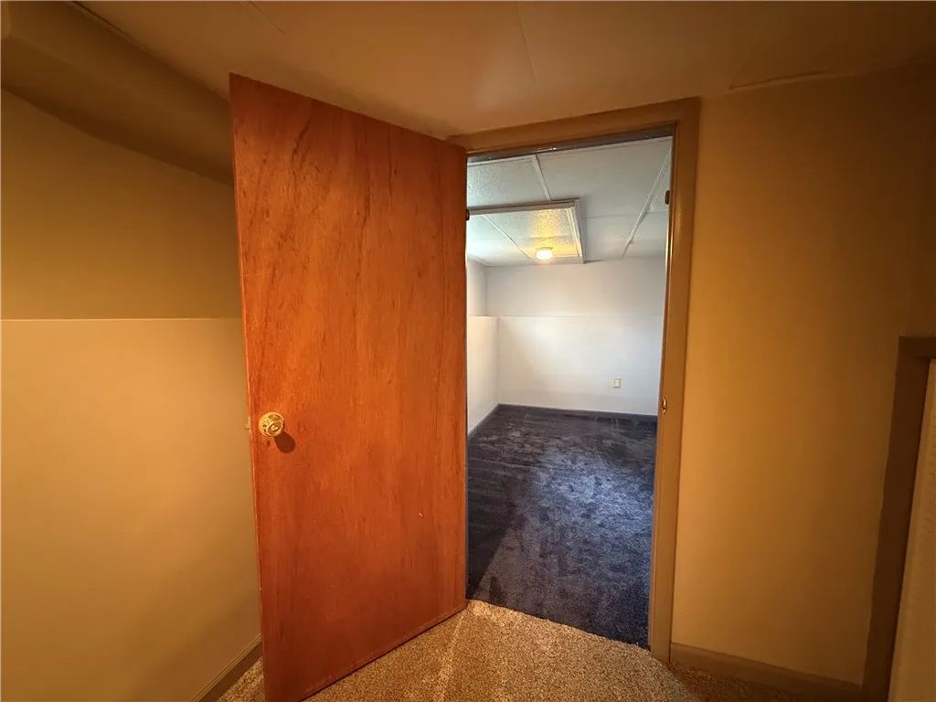 300 Amy Lane, Clarkson, New York 14420, Clarkson, New York 14420, 3 Bedrooms Bedrooms, 9 Rooms Rooms,2 BathroomsBathrooms,Residential,Closed,300 Amy Lane, Clarkson, New York 14420,R1609127