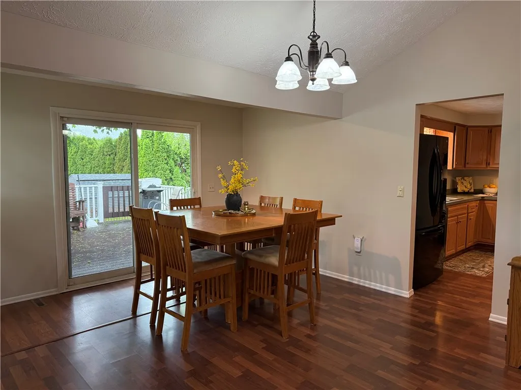 300 Amy Lane, Clarkson, New York 14420, Clarkson, New York 14420, 3 Bedrooms Bedrooms, 9 Rooms Rooms,2 BathroomsBathrooms,Residential,Closed,300 Amy Lane, Clarkson, New York 14420,R1609127