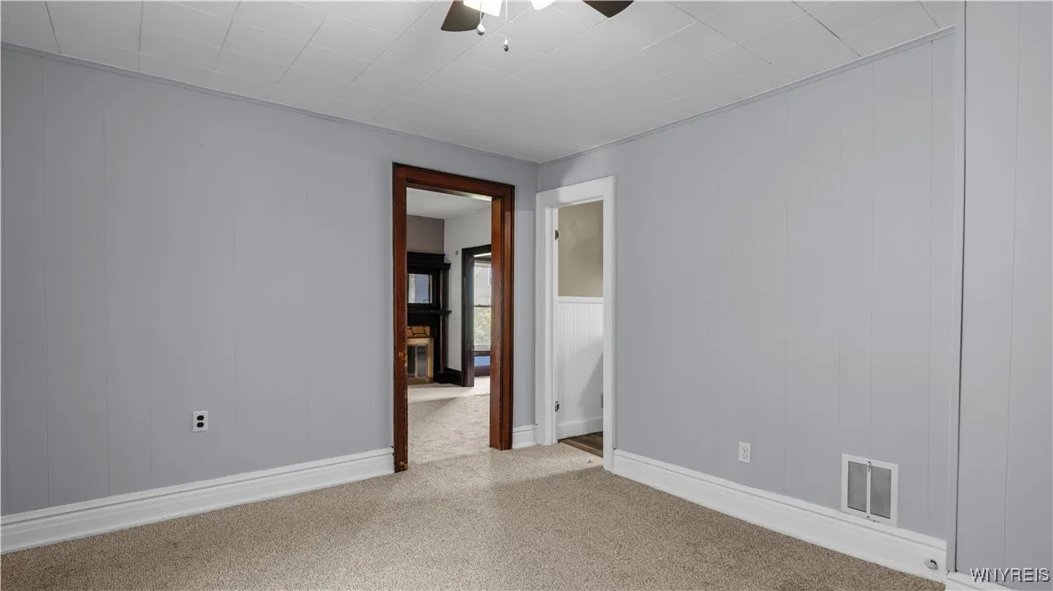 35 Duerstein Street, Buffalo, New York 14210, Buffalo, New York 14210, 6 Bedrooms Bedrooms, ,2 BathroomsBathrooms,Residential,Closed,35 Duerstein Street, Buffalo, New York 14210,B1609687