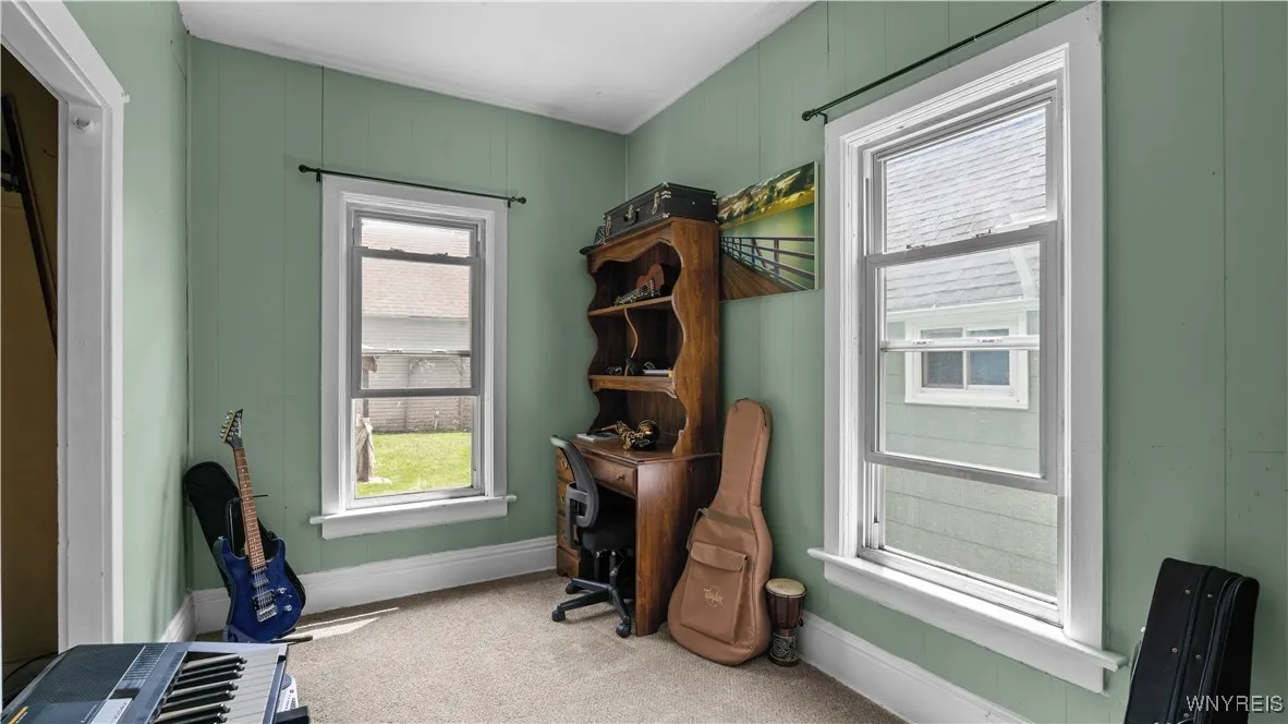 35 Duerstein Street, Buffalo, New York 14210, Buffalo, New York 14210, 6 Bedrooms Bedrooms, ,2 BathroomsBathrooms,Residential,Closed,35 Duerstein Street, Buffalo, New York 14210,B1609687