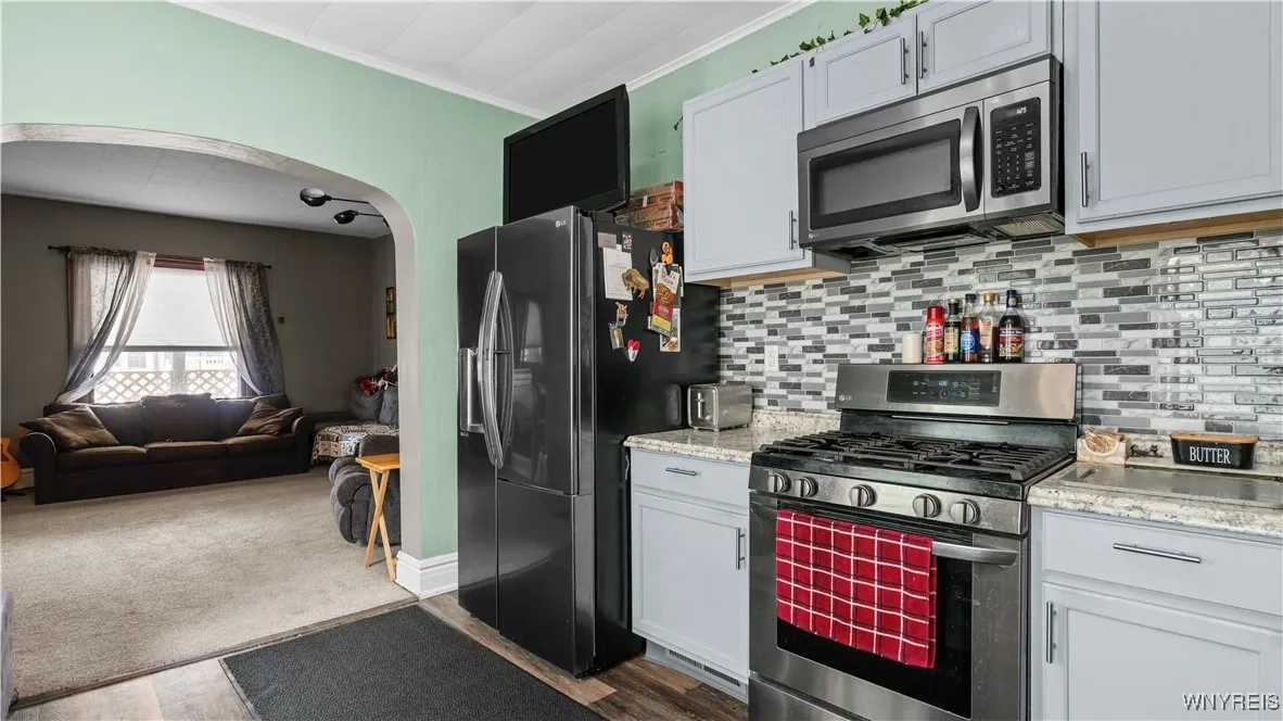 35 Duerstein Street, Buffalo, New York 14210, Buffalo, New York 14210, 6 Bedrooms Bedrooms, ,2 BathroomsBathrooms,Residential,Closed,35 Duerstein Street, Buffalo, New York 14210,B1609687