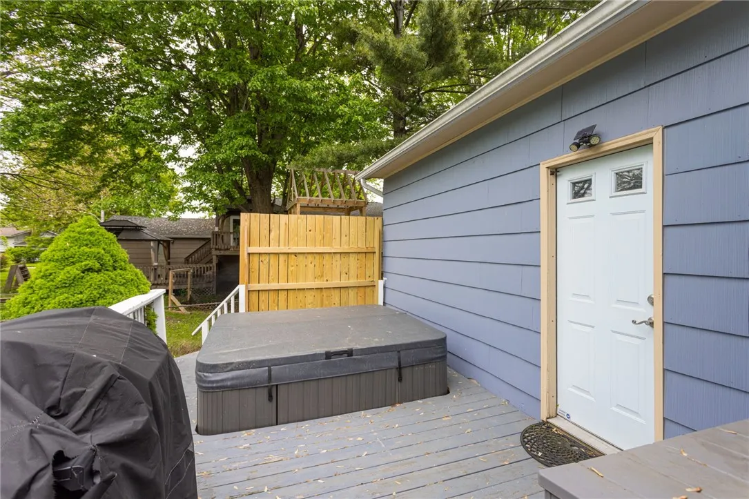 25 Selkirk Drive, Greece, New York 14626, Greece, New York 14626, 3 Bedrooms Bedrooms, 6 Rooms Rooms,1 BathroomBathrooms,Residential,Closed,25 Selkirk Drive, Greece, New York 14626,R1608429