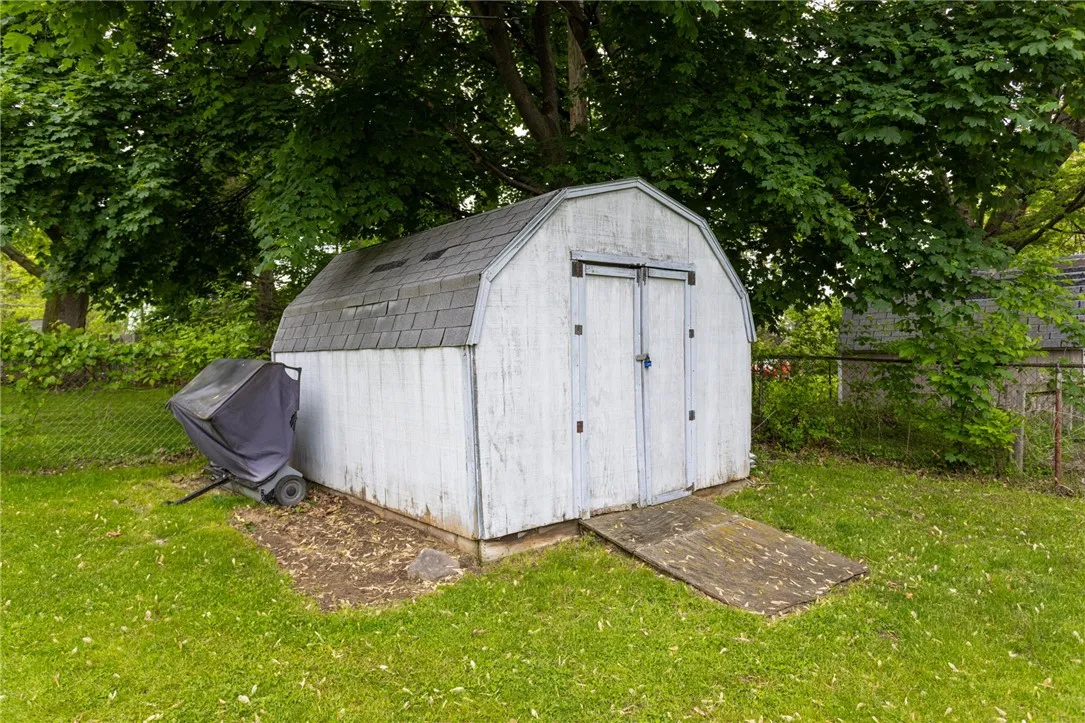 25 Selkirk Drive, Greece, New York 14626, Greece, New York 14626, 3 Bedrooms Bedrooms, 6 Rooms Rooms,1 BathroomBathrooms,Residential,Closed,25 Selkirk Drive, Greece, New York 14626,R1608429