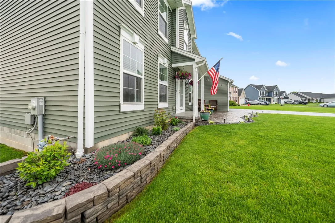 214 Blue Mountain Drive, Parma, New York 14468, Parma, New York 14468, 3 Bedrooms Bedrooms, 8 Rooms Rooms,2 BathroomsBathrooms,Residential,Closed,214 Blue Mountain Drive, Parma, New York 14468,R1608372