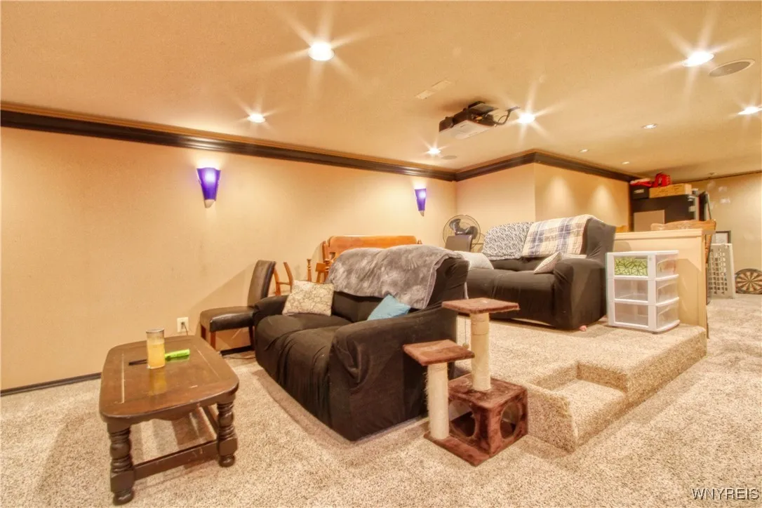 8701 Stahley Road, Clarence, New York 14051, Clarence, New York 14051, 3 Bedrooms Bedrooms, 6 Rooms Rooms,1 BathroomBathrooms,Residential Lease,For Rent,8701 Stahley Road, Clarence, New York 14051,B1609145