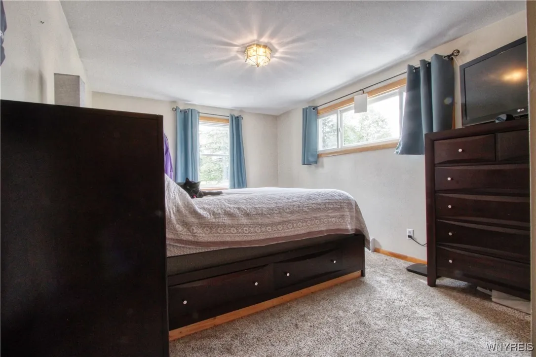 8701 Stahley Road, Clarence, New York 14051, Clarence, New York 14051, 3 Bedrooms Bedrooms, 6 Rooms Rooms,1 BathroomBathrooms,Residential Lease,For Rent,8701 Stahley Road, Clarence, New York 14051,B1609145