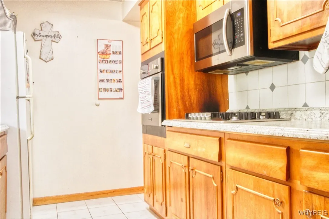 8701 Stahley Road, Clarence, New York 14051, Clarence, New York 14051, 3 Bedrooms Bedrooms, 6 Rooms Rooms,1 BathroomBathrooms,Residential Lease,For Rent,8701 Stahley Road, Clarence, New York 14051,B1609145