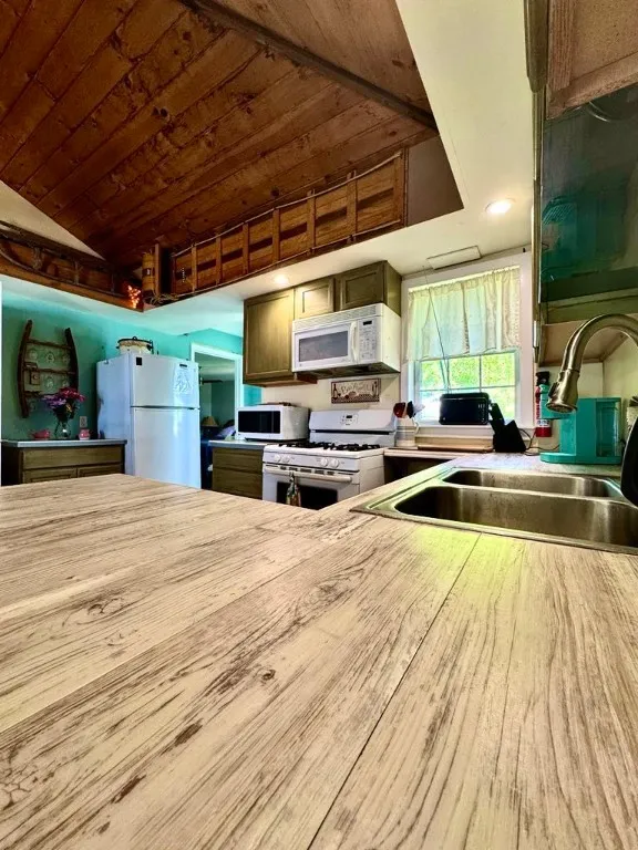 450 Stover Road, Tyrone, New York 14815, Tyrone, New York 14815, 4 Bedrooms Bedrooms, 9 Rooms Rooms,2 BathroomsBathrooms,Residential,Closed,450 Stover Road, Tyrone, New York 14815,R1609735
