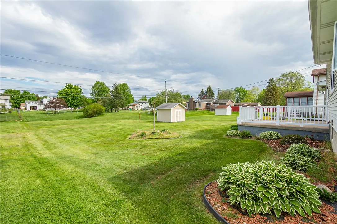 63 Shadywood Drive, Gates, New York 14606, Gates, New York 14606, 4 Bedrooms Bedrooms, 8 Rooms Rooms,2 BathroomsBathrooms,Residential,Closed,63 Shadywood Drive, Gates, New York 14606,R1608496
