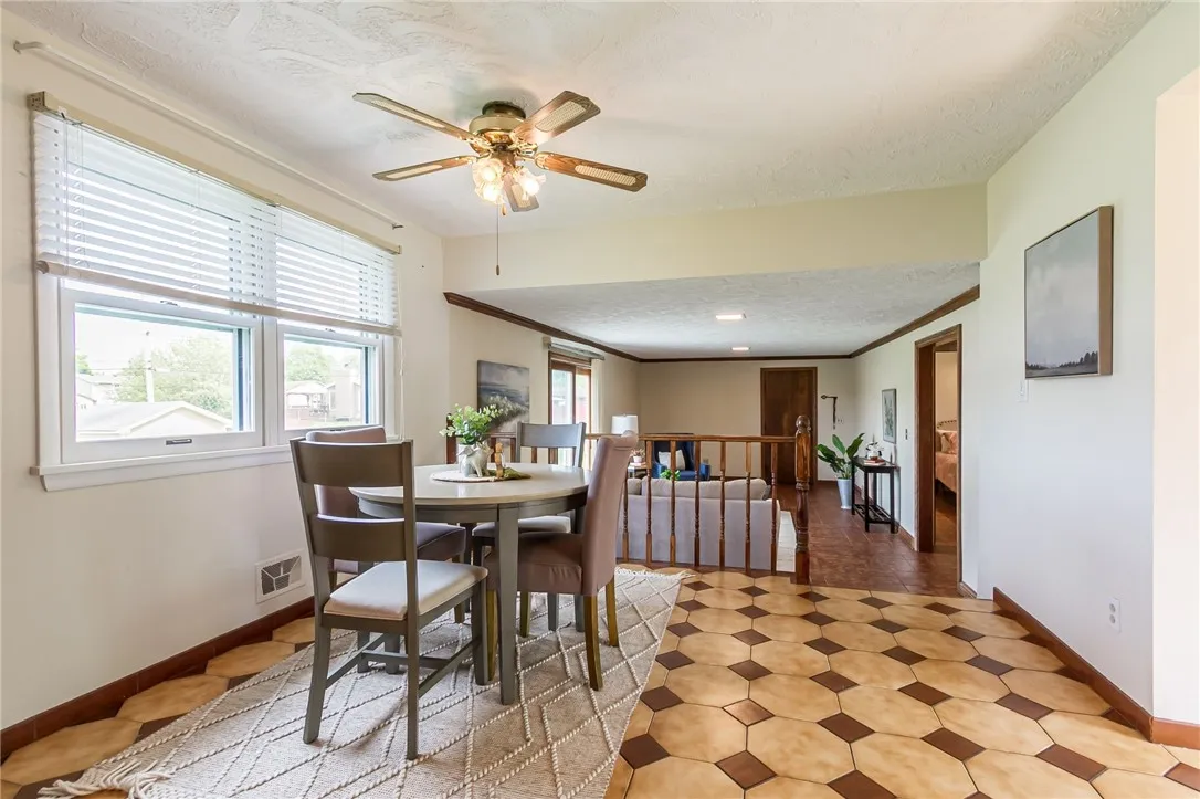 63 Shadywood Drive, Gates, New York 14606, Gates, New York 14606, 4 Bedrooms Bedrooms, 8 Rooms Rooms,2 BathroomsBathrooms,Residential,Closed,63 Shadywood Drive, Gates, New York 14606,R1608496