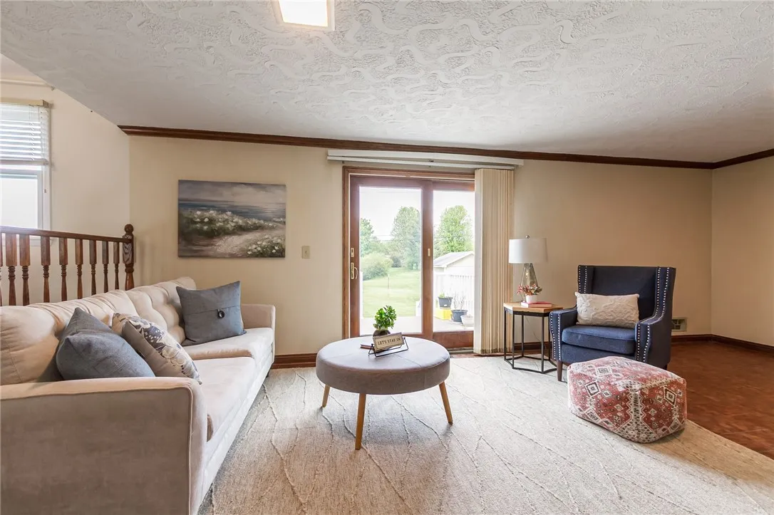 63 Shadywood Drive, Gates, New York 14606, Gates, New York 14606, 4 Bedrooms Bedrooms, 8 Rooms Rooms,2 BathroomsBathrooms,Residential,Closed,63 Shadywood Drive, Gates, New York 14606,R1608496