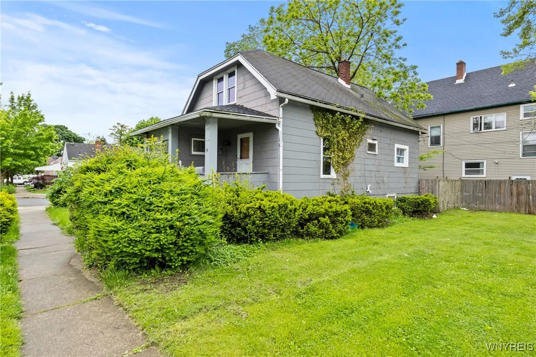 22 Bruce Street, Buffalo, New York 14214, Buffalo, New York 14214, 3 Bedrooms Bedrooms, 6 Rooms Rooms,1 BathroomBathrooms,Residential,Closed,22 Bruce Street, Buffalo, New York 14214,B1609822