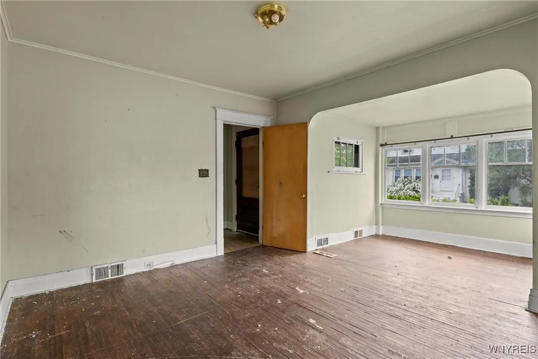 22 Bruce Street, Buffalo, New York 14214, Buffalo, New York 14214, 3 Bedrooms Bedrooms, 6 Rooms Rooms,1 BathroomBathrooms,Residential,Closed,22 Bruce Street, Buffalo, New York 14214,B1609822