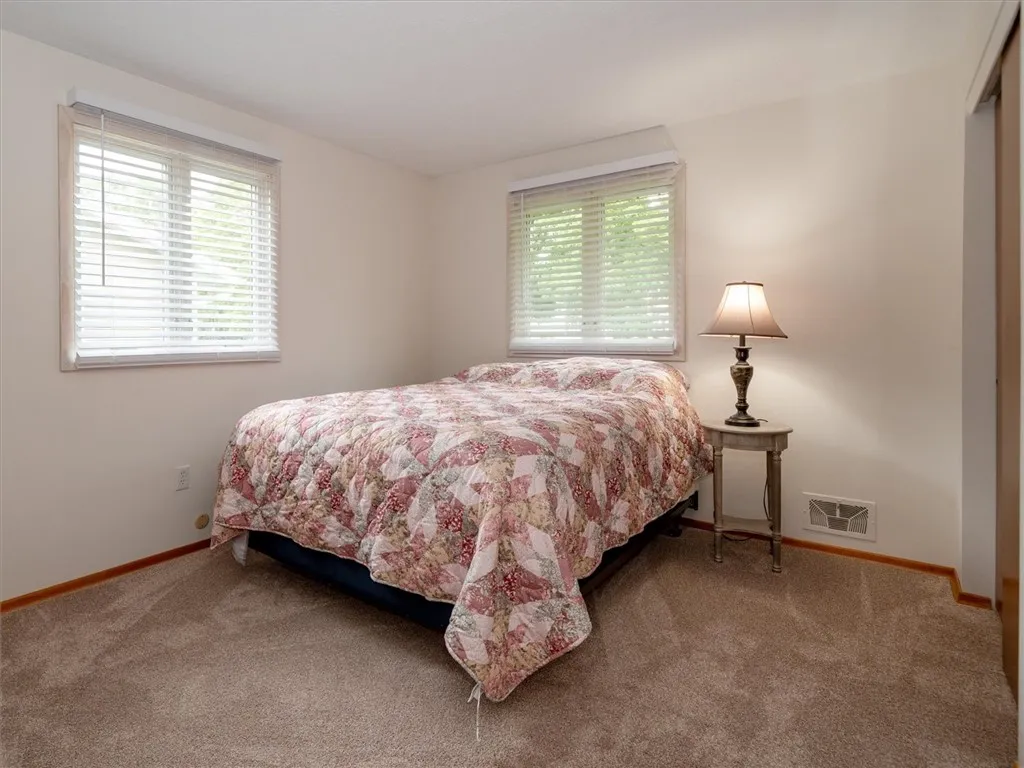 39 Sahara Dr, Gates, New York 14624, Gates, New York 14624, 4 Bedrooms Bedrooms, 7 Rooms Rooms,2 BathroomsBathrooms,Residential,Closed,39 Sahara Dr, Gates, New York 14624,R1609773