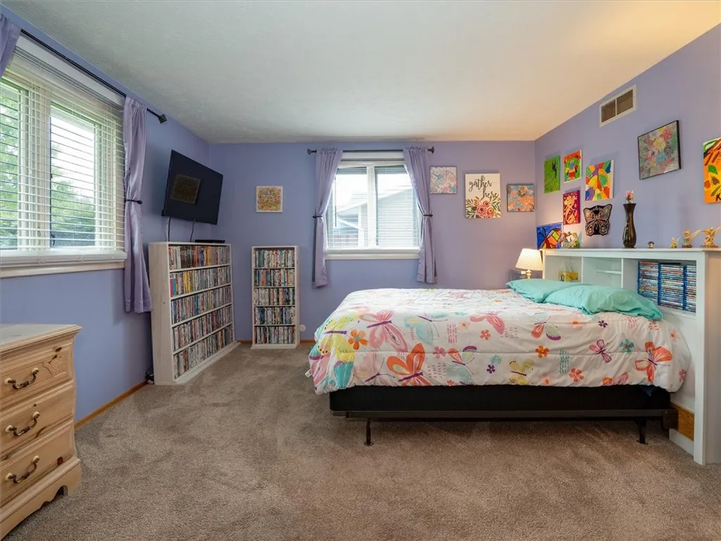 39 Sahara Dr, Gates, New York 14624, Gates, New York 14624, 4 Bedrooms Bedrooms, 7 Rooms Rooms,2 BathroomsBathrooms,Residential,Closed,39 Sahara Dr, Gates, New York 14624,R1609773