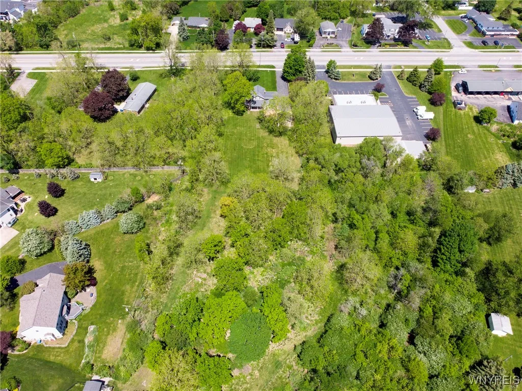 8785 Main Street, Clarence, New York 14221, Clarence, New York 14221, 3 Bedrooms Bedrooms, 7 Rooms Rooms,2 BathroomsBathrooms,Residential,Closed,8785 Main Street, Clarence, New York 14221,0,B1609845