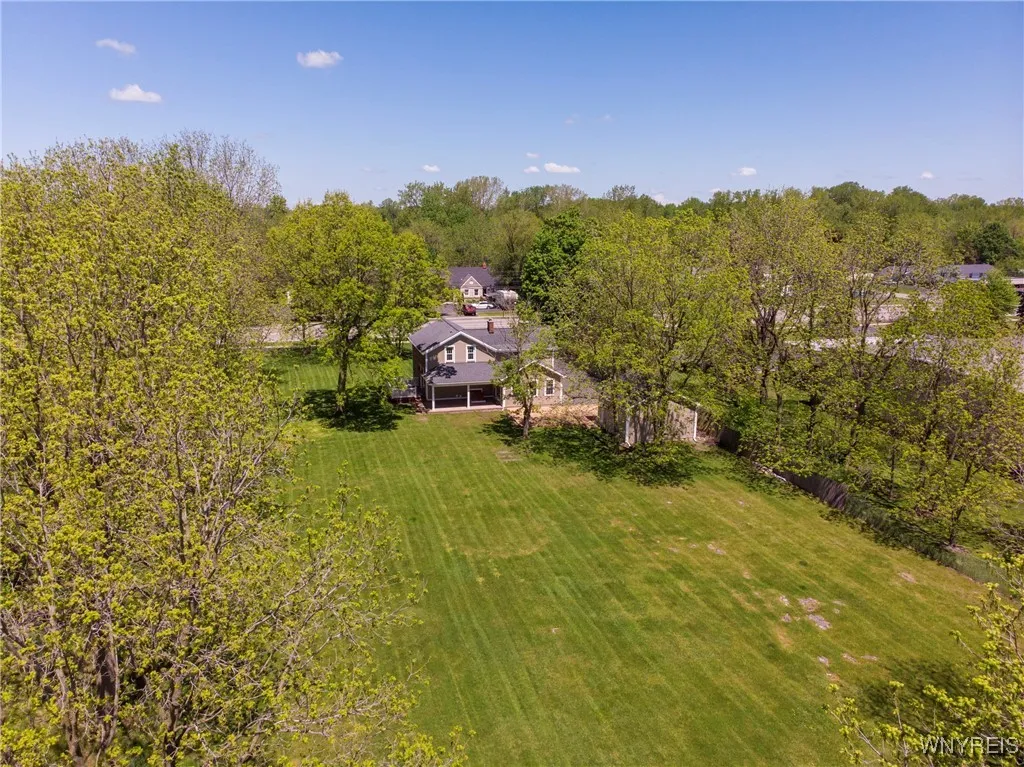 8785 Main Street, Clarence, New York 14221, Clarence, New York 14221, 3 Bedrooms Bedrooms, 7 Rooms Rooms,2 BathroomsBathrooms,Residential,Closed,8785 Main Street, Clarence, New York 14221,0,B1609845