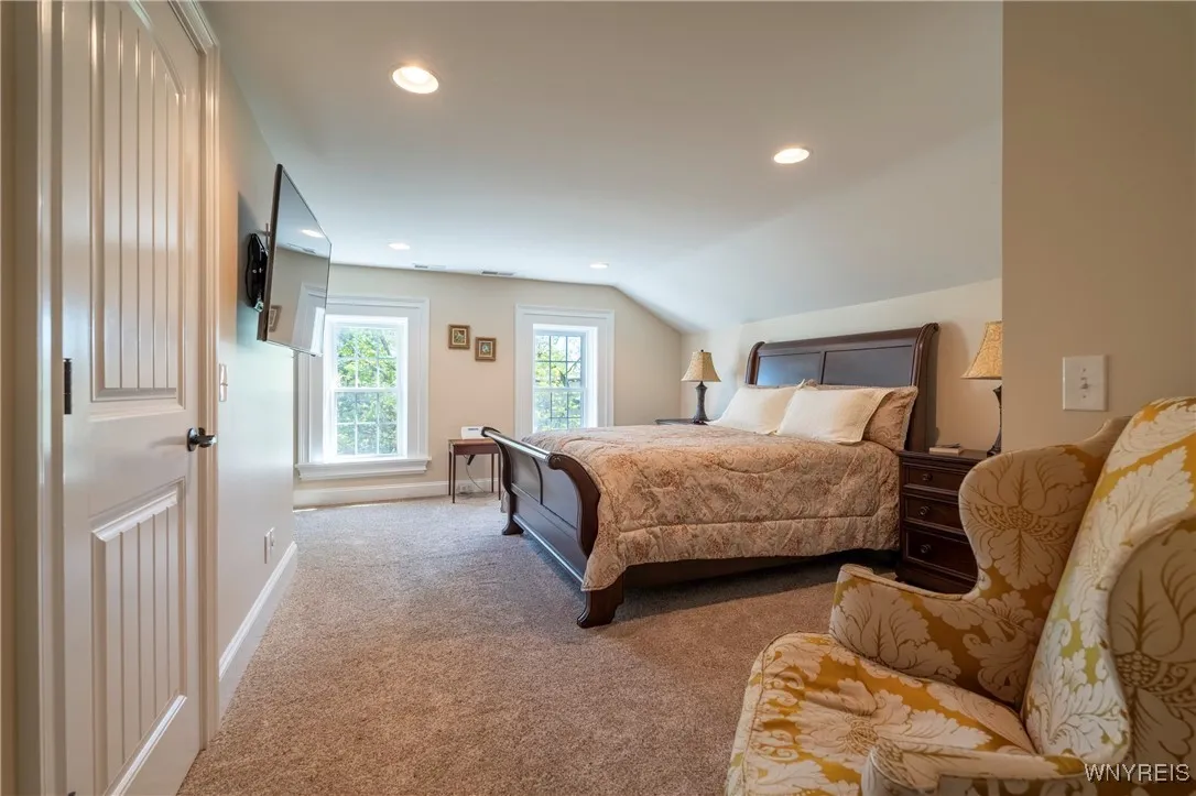 8785 Main Street, Clarence, New York 14221, Clarence, New York 14221, 3 Bedrooms Bedrooms, 7 Rooms Rooms,2 BathroomsBathrooms,Residential,Closed,8785 Main Street, Clarence, New York 14221,0,B1609845