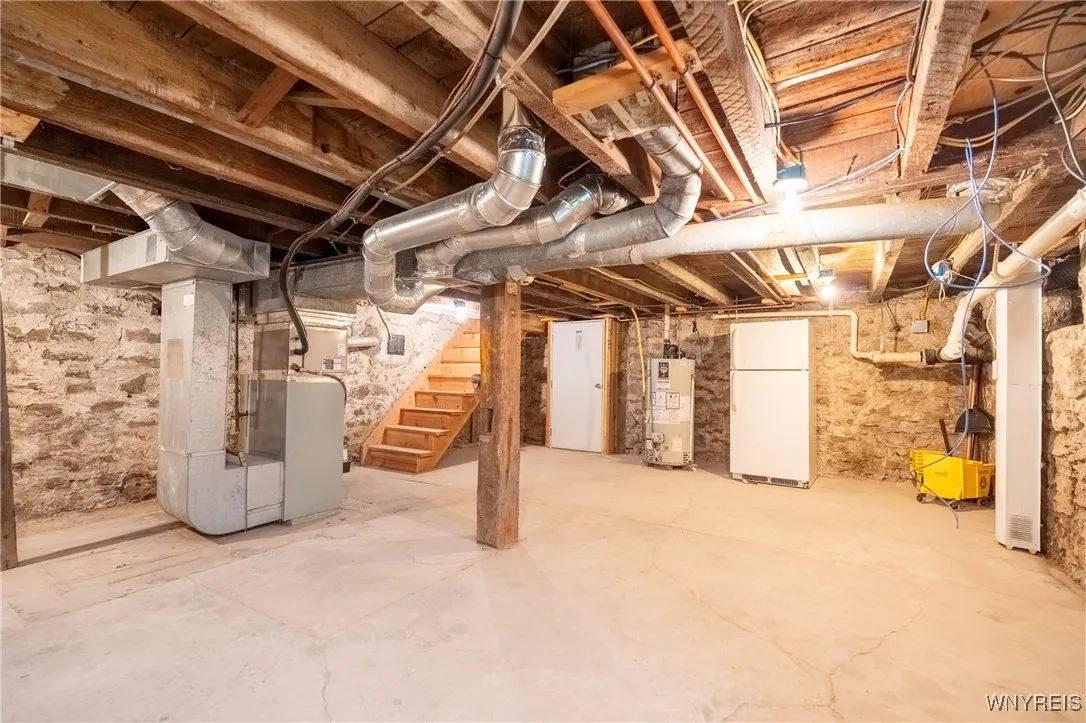 8785 Main Street, Clarence, New York 14221, Clarence, New York 14221, 3 Bedrooms Bedrooms, 7 Rooms Rooms,2 BathroomsBathrooms,Residential,Closed,8785 Main Street, Clarence, New York 14221,0,B1609845