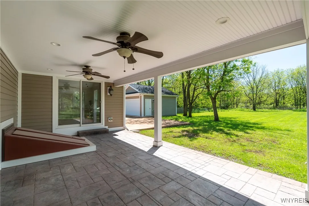 8785 Main Street, Clarence, New York 14221, Clarence, New York 14221, 3 Bedrooms Bedrooms, 7 Rooms Rooms,2 BathroomsBathrooms,Residential,Closed,8785 Main Street, Clarence, New York 14221,0,B1609845